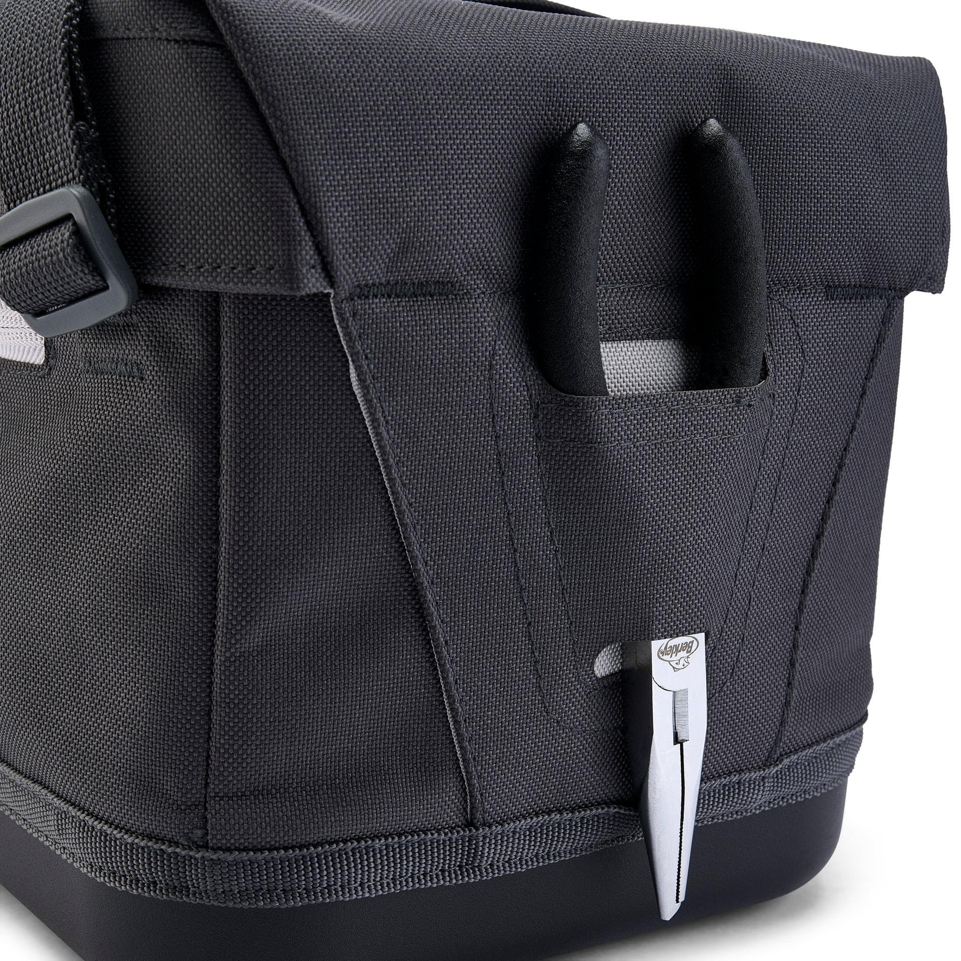 Plano_WeekendSoftsiderTackleBag_PLAWKND3500GBSSSLATE_alt9.jpg