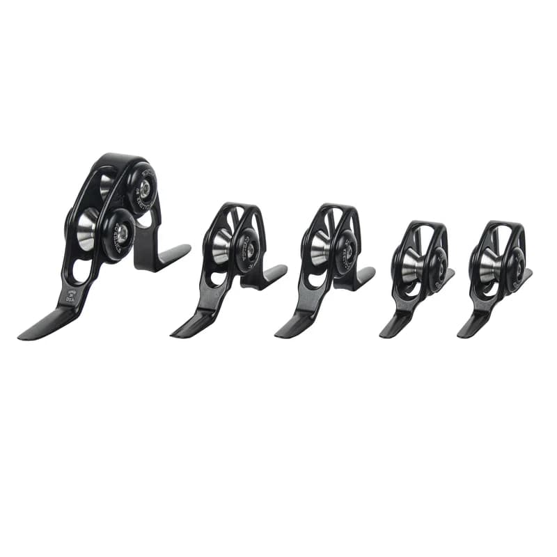 Winthrop-Tackle-X-Calibur-Roller-Guide-Set-30-Bushing_Black-1-1.webp